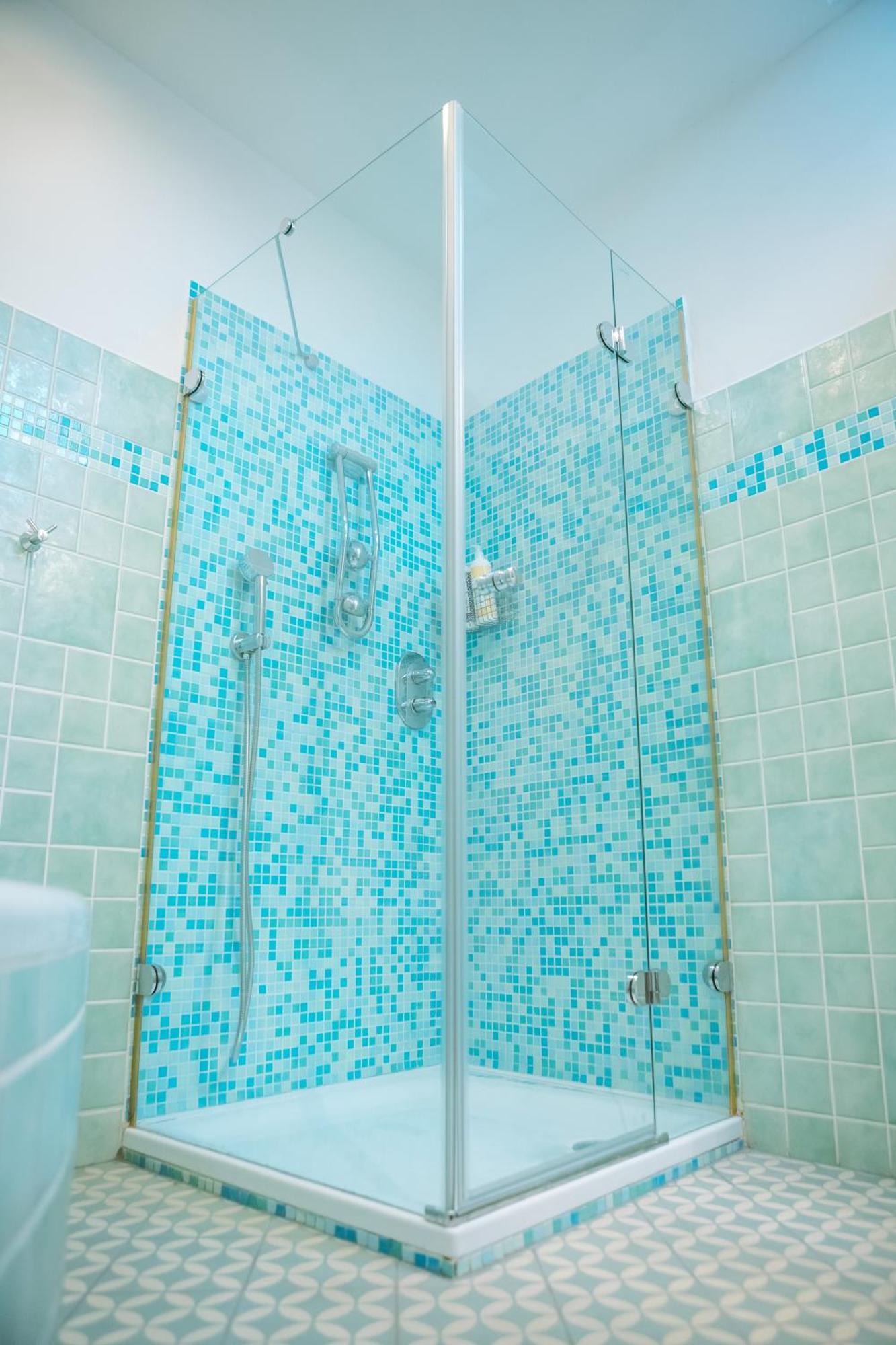 Kiralyszeke Apartman Егер Екстериор снимка