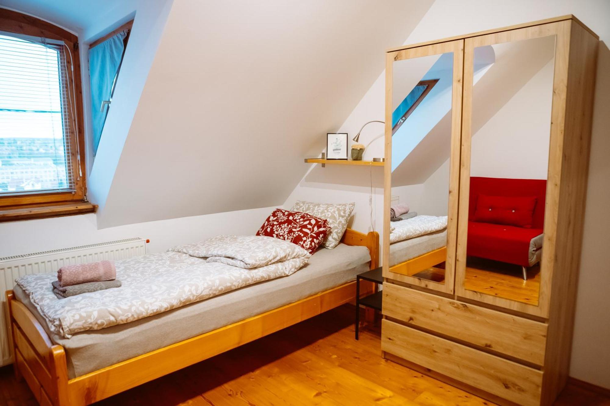 Kiralyszeke Apartman Егер Екстериор снимка