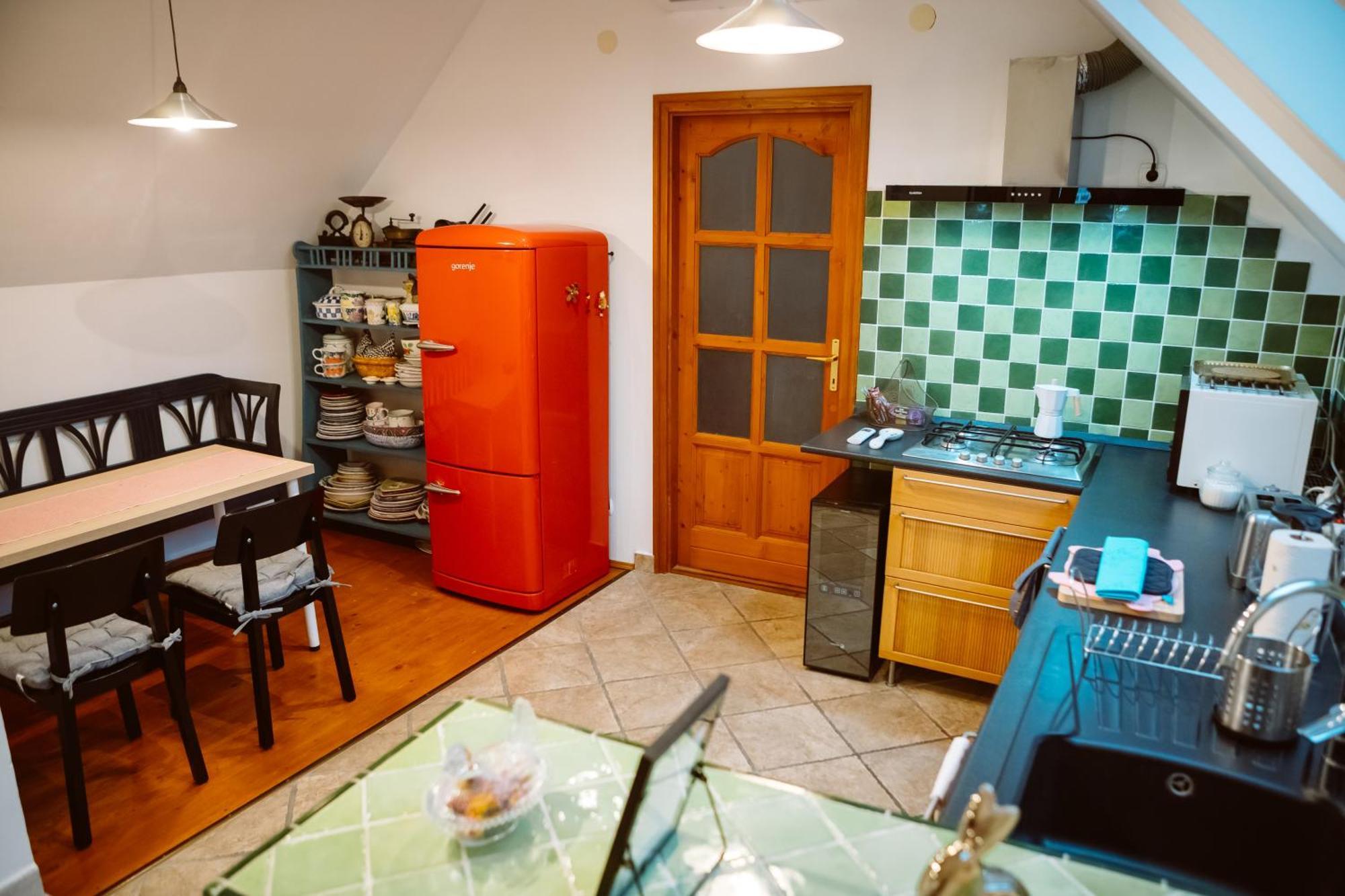 Kiralyszeke Apartman Егер Екстериор снимка