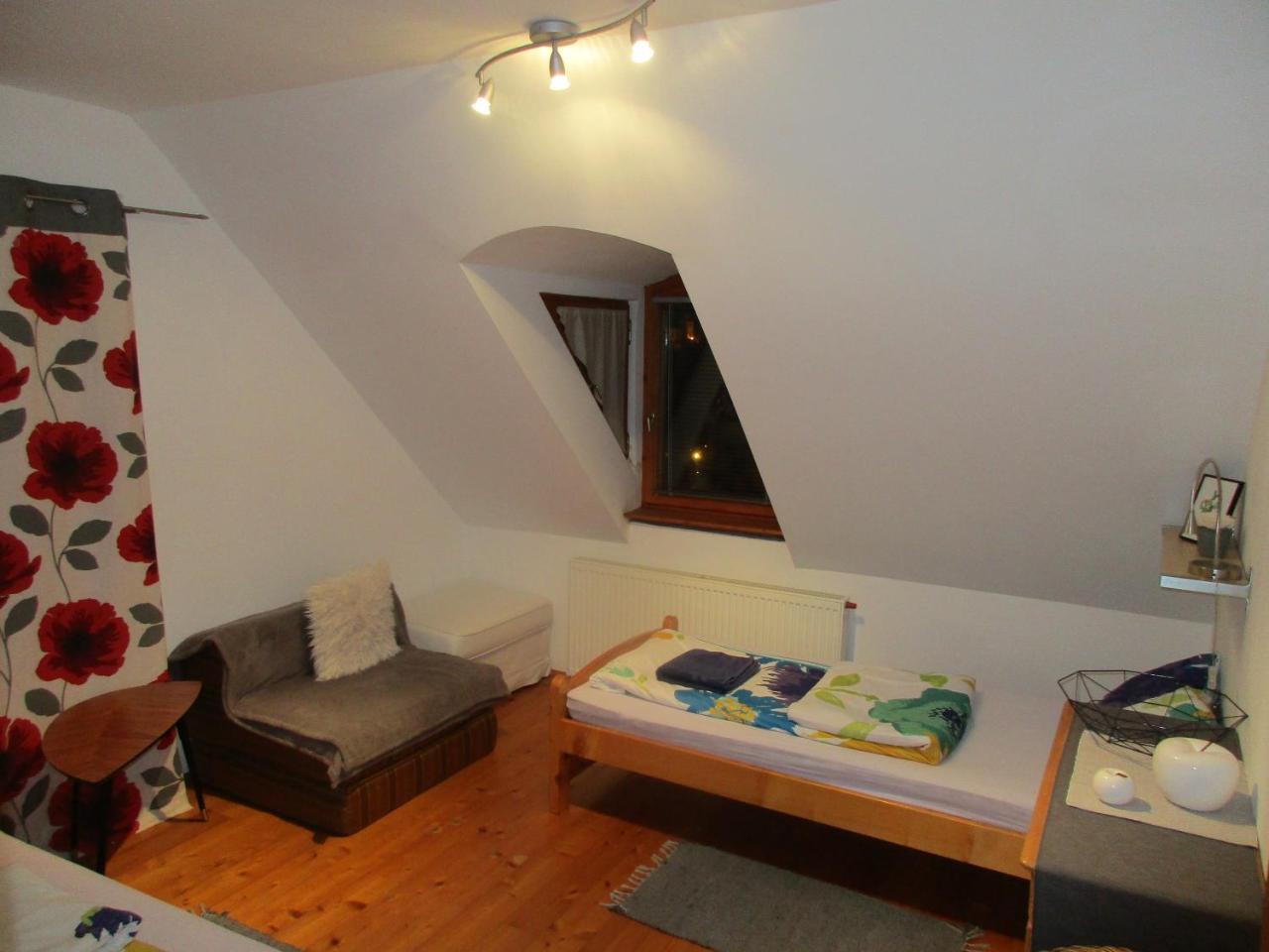 Kiralyszeke Apartman Егер Екстериор снимка