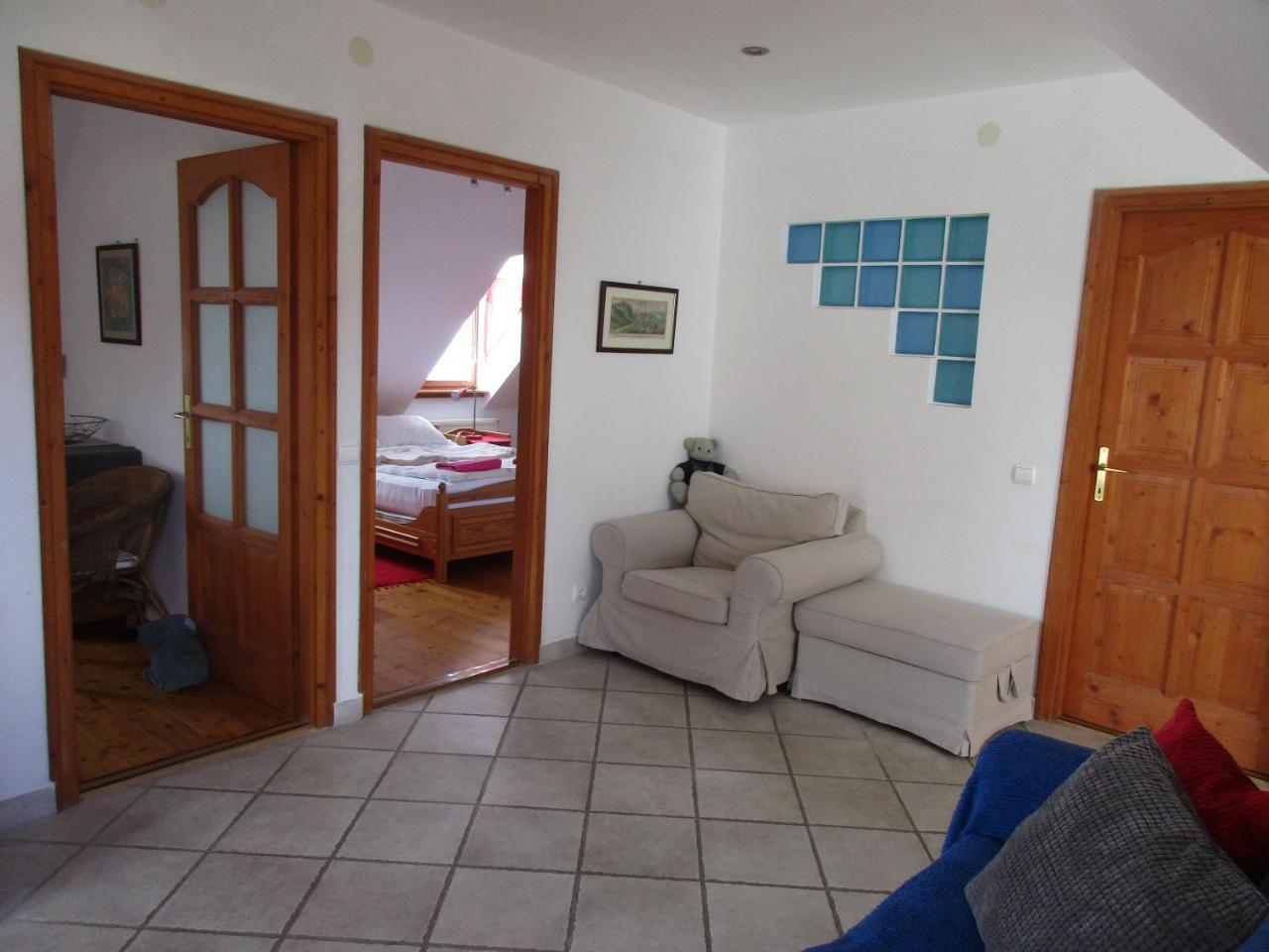 Kiralyszeke Apartman Егер Екстериор снимка